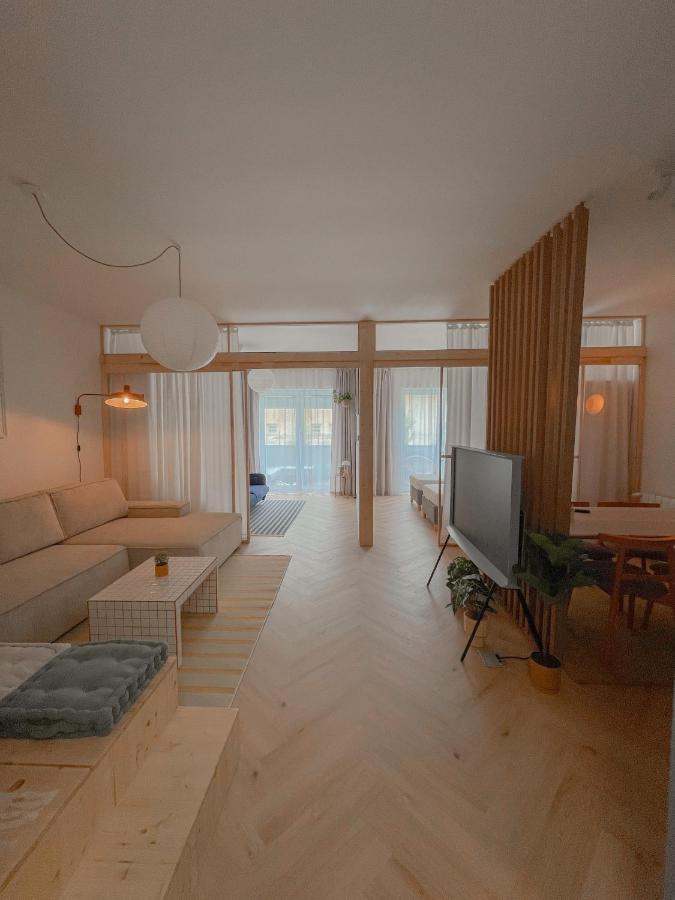 Noda - Nordic Design Apartment With Terrace Liptovský Mikuláš エクステリア 写真